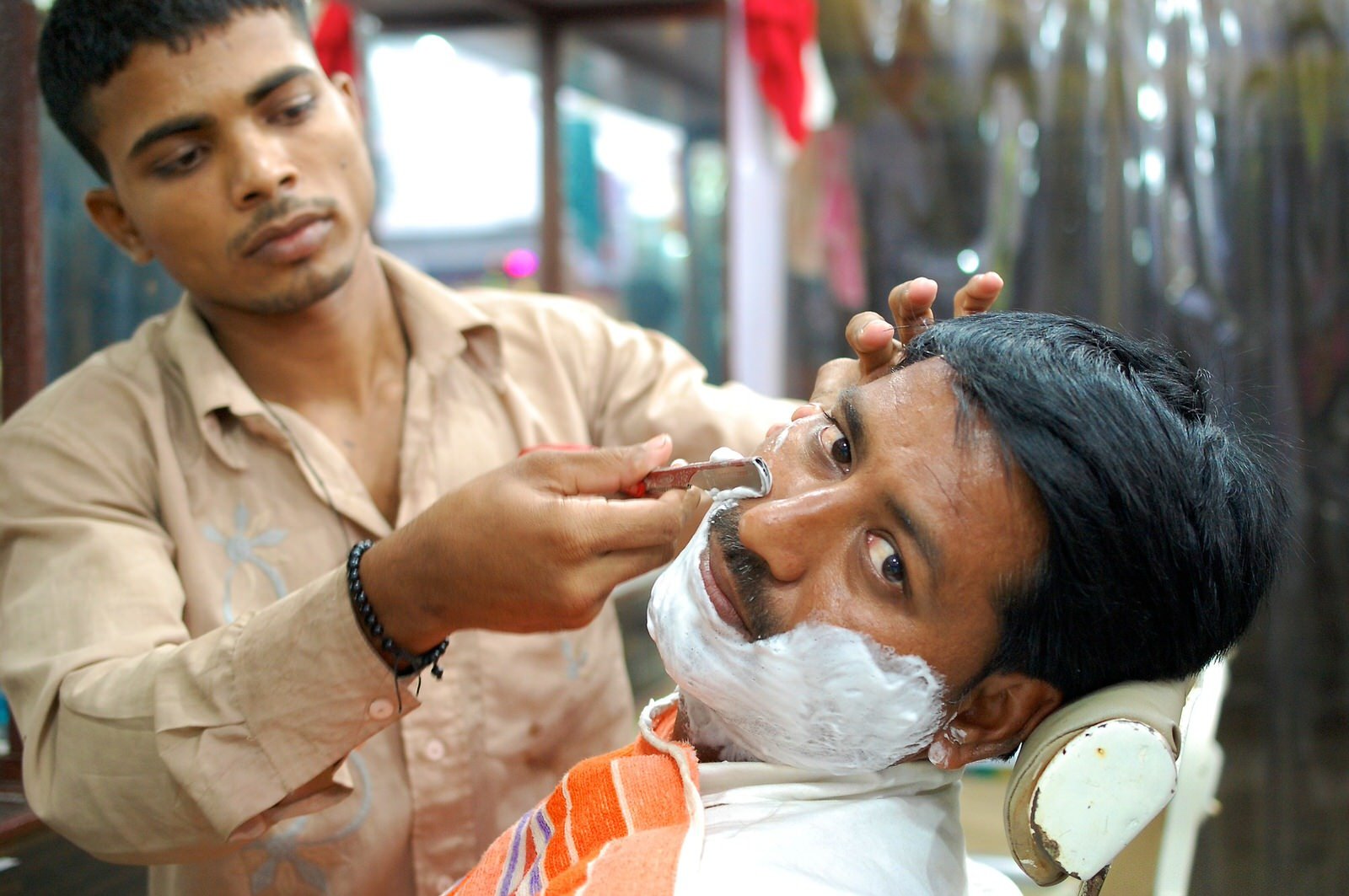 在印度剪頭髮的華麗冒險