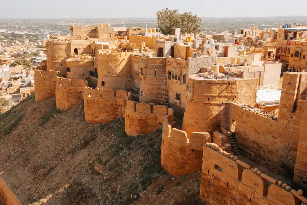 金色城市齋沙默爾的大漠風情：印度12世紀中葉崛起的邊疆堡壘